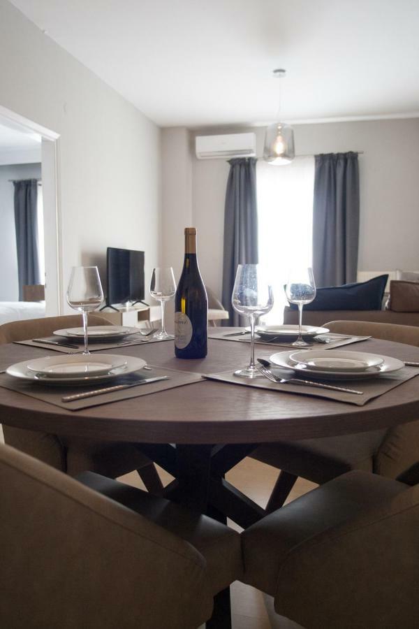 Apartment Stylish Zoi's Next To Helexpo, White Tower Thessaloniki
