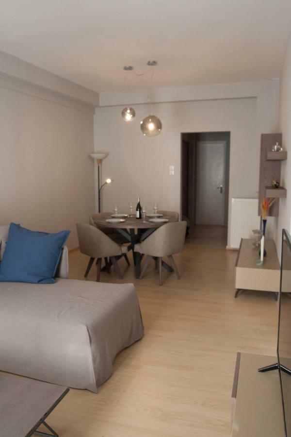 Apartment Stylish Zoi's Next To Helexpo, White Tower *